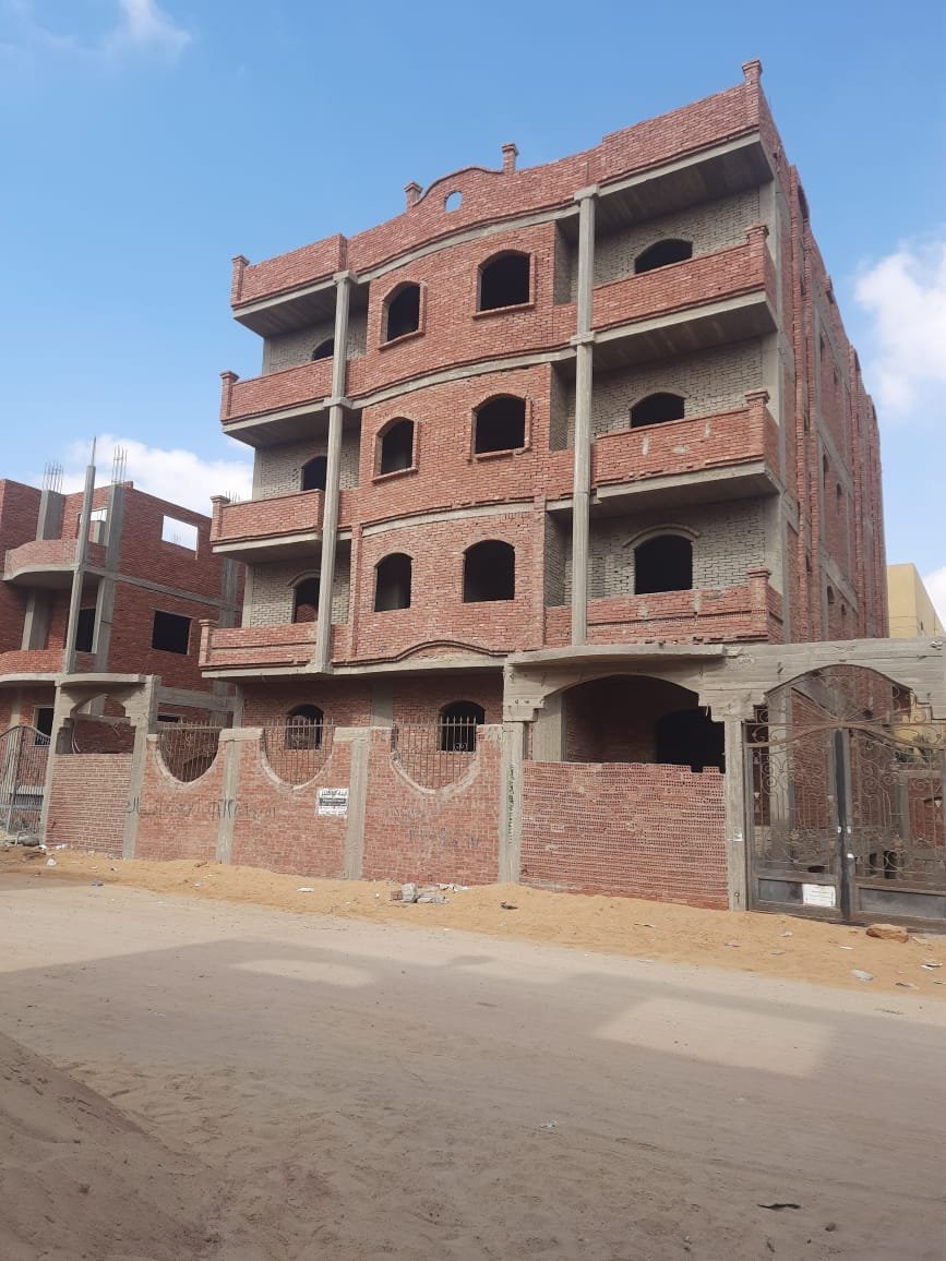 منزل للبيع بالحى الخامس عشر