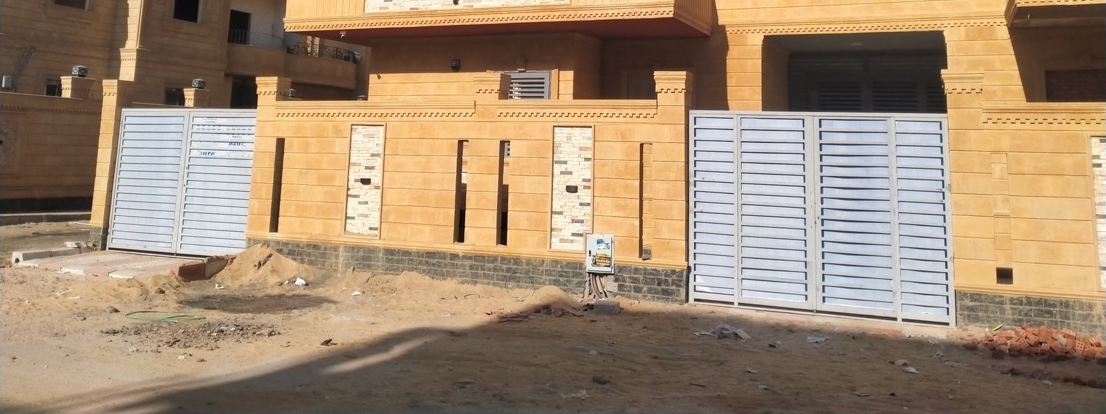 من المالك مباشره شقة للبيع بالحي اليوناني دور تانى